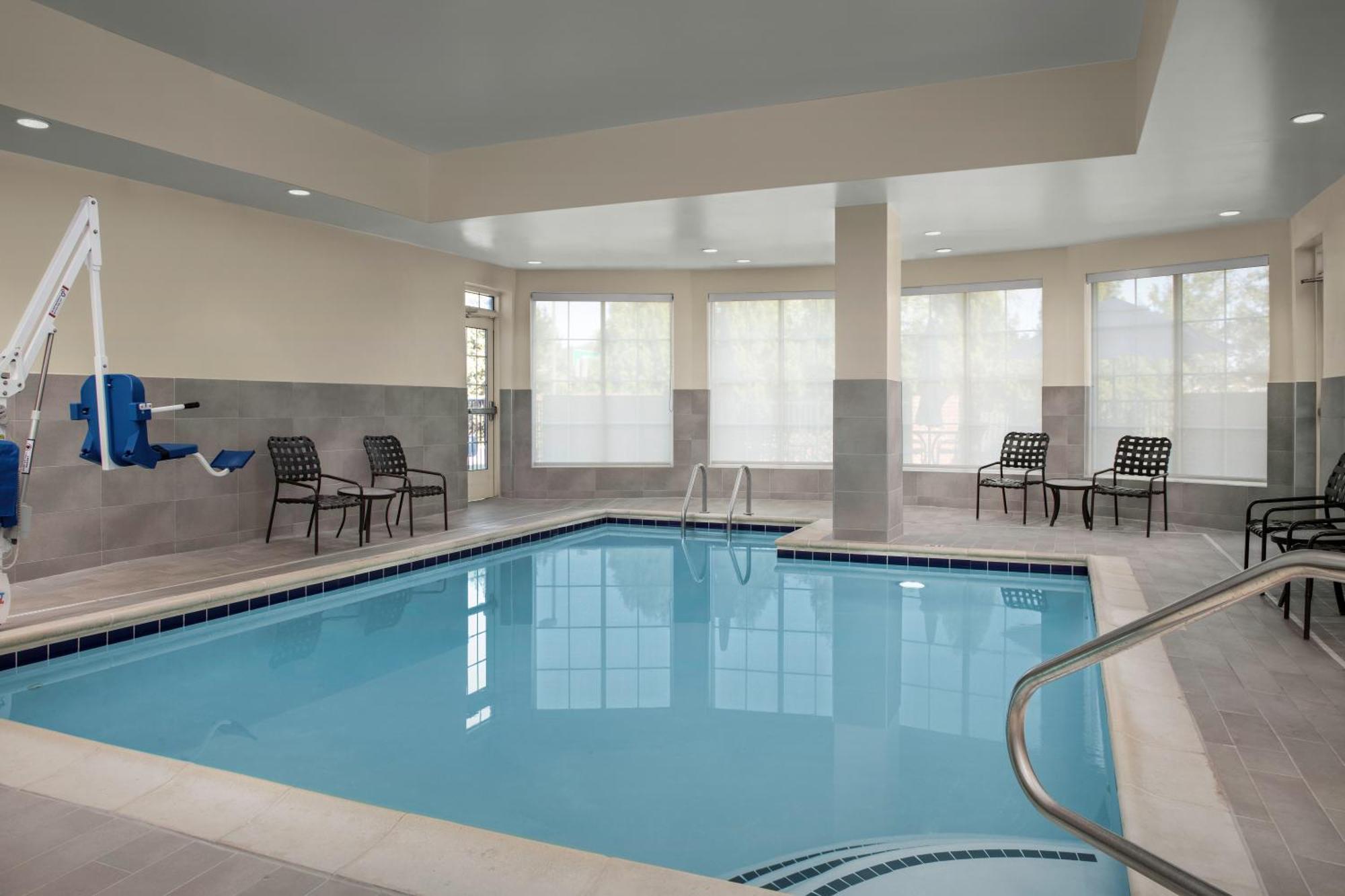 Hilton Garden Inn Fredericksburg Eksteriør bilde